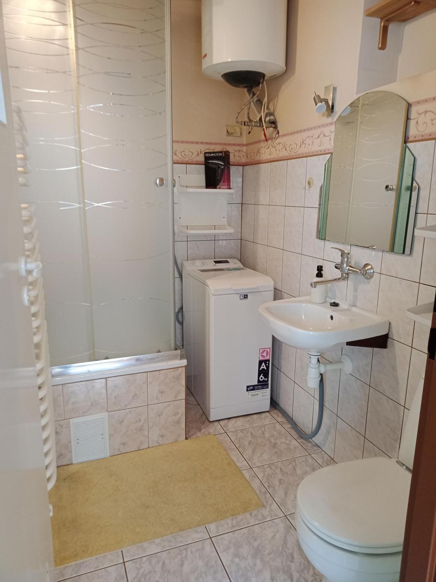 Apartament Kolo Dworcu Przemysl Exterior photo